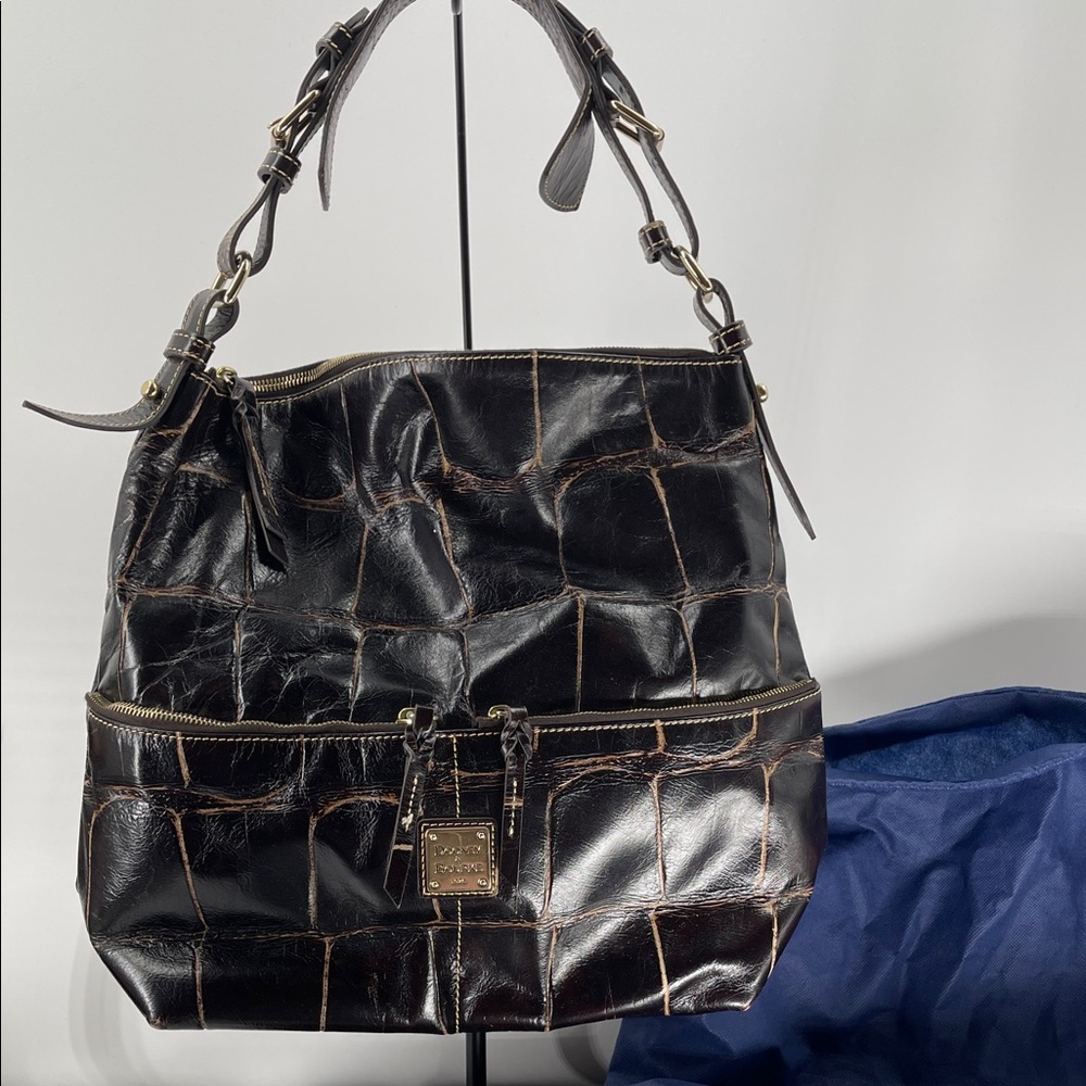 1.18.25 Dooney & Bourke  Black Cocodile Style Leather Shoulder Bag